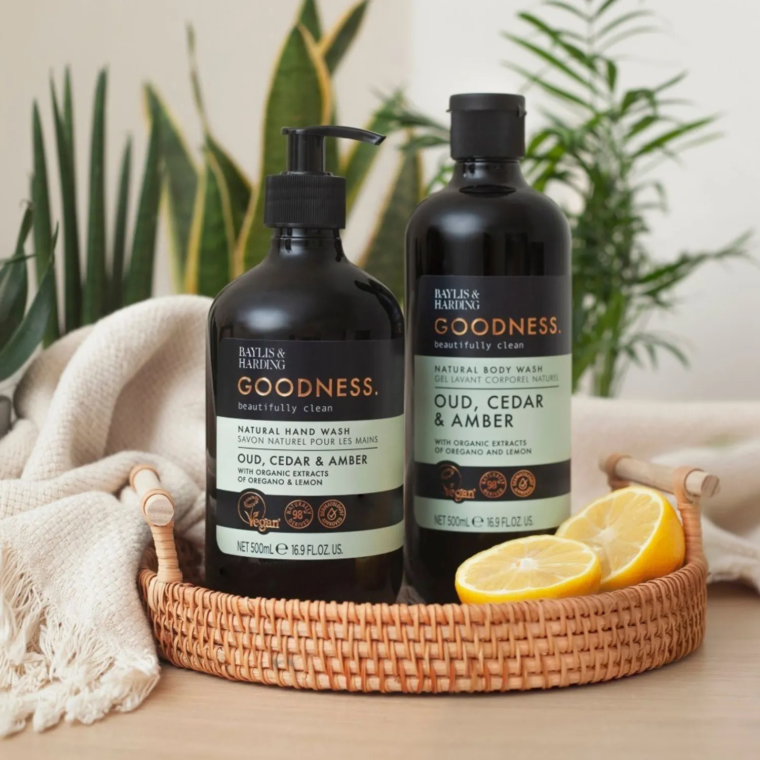 Baylis and Harding Baylis En Harding Goodness Body Wash Oud, Ceder & Amber