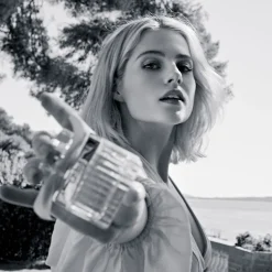 Chloé Chloe Chloe Chloe