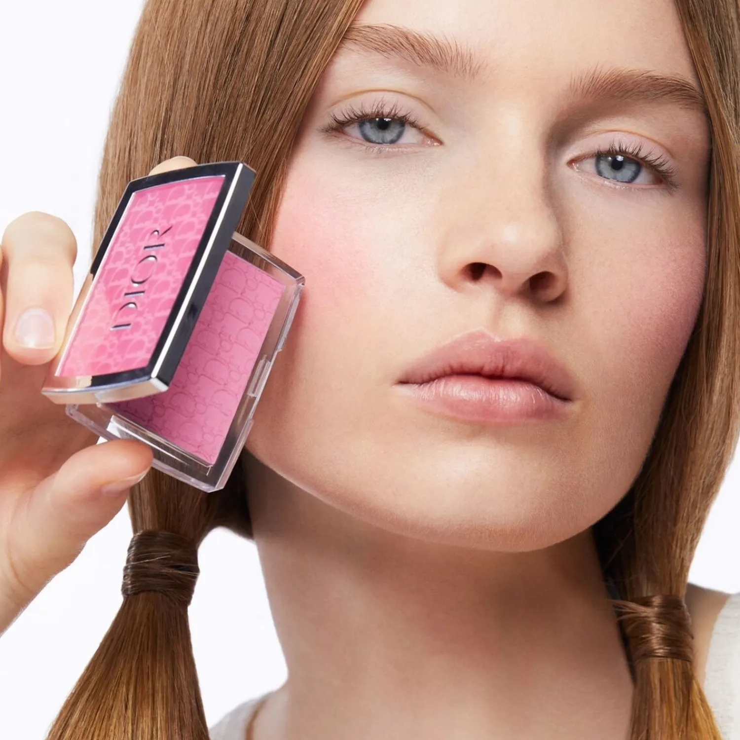 DIOR Backstage Rosy Glow