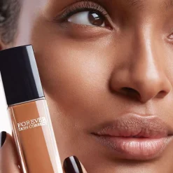 DIOR Forever Huidcorrectie