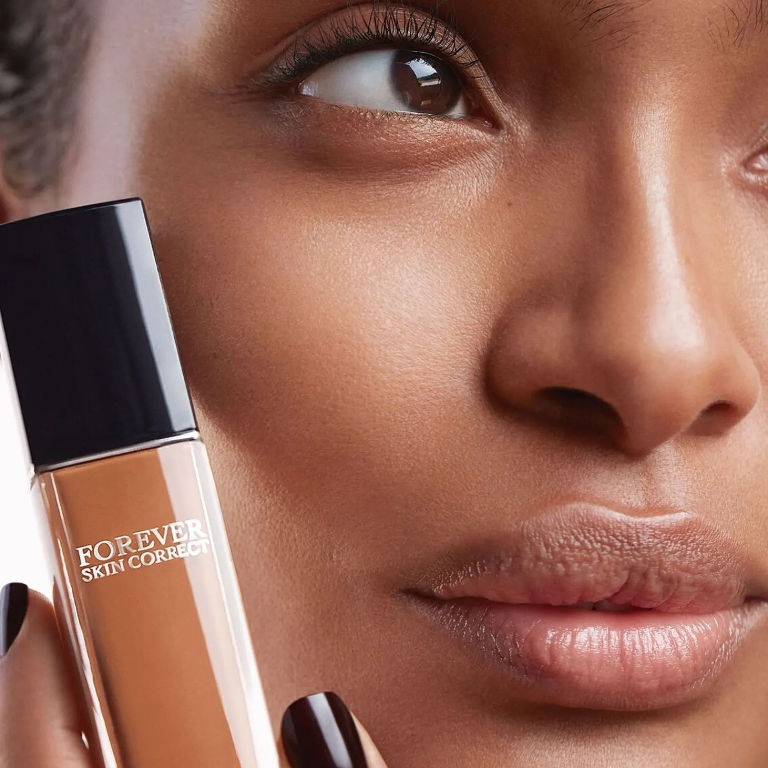 DIOR Forever Huidcorrectie