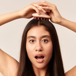 GLOV Scalp Massage Brush