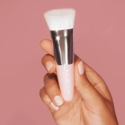 KYLIE SKIN Gezichtsmaskerborstel