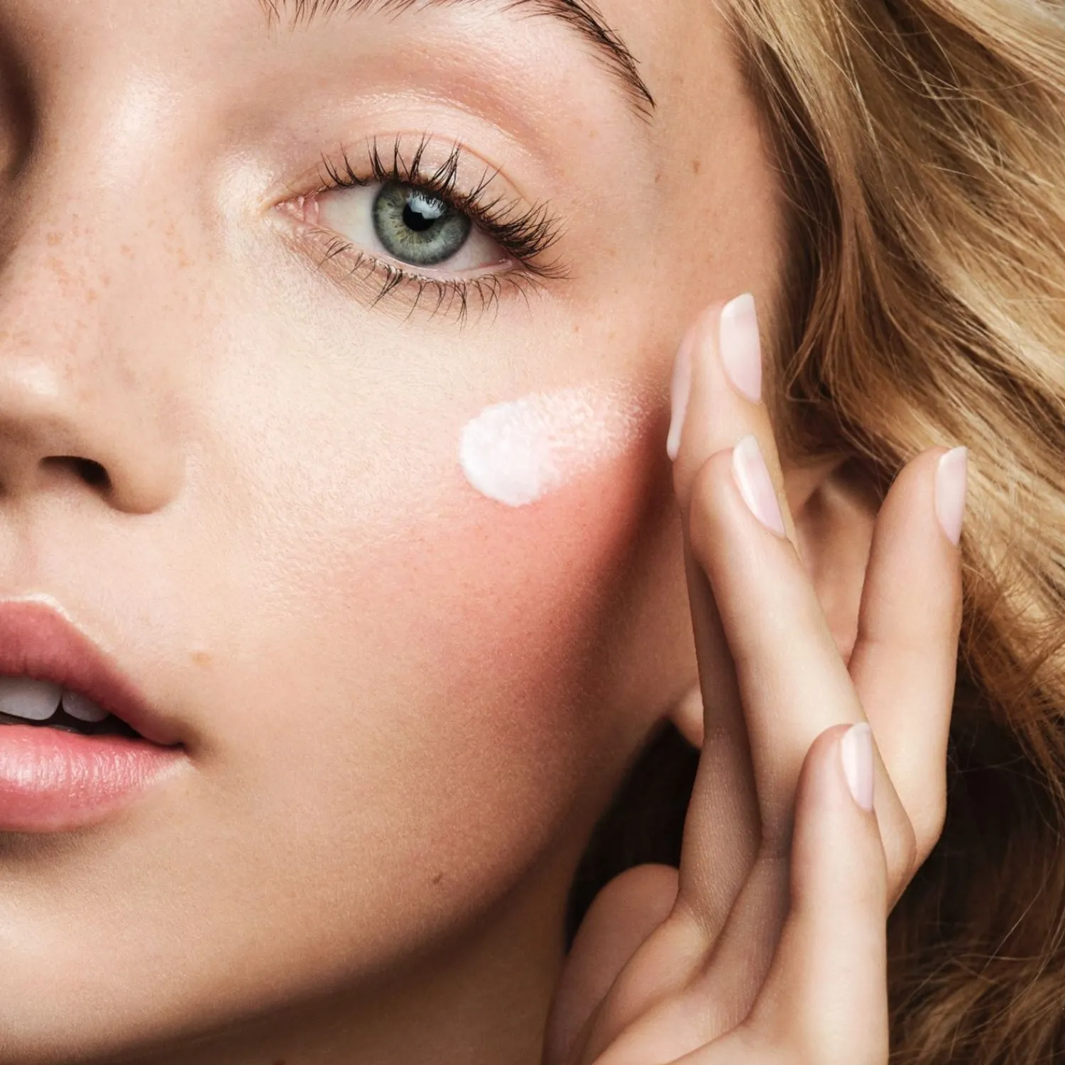 MAC Studio Radiance Dew Drench All-Day Hydrating Primer