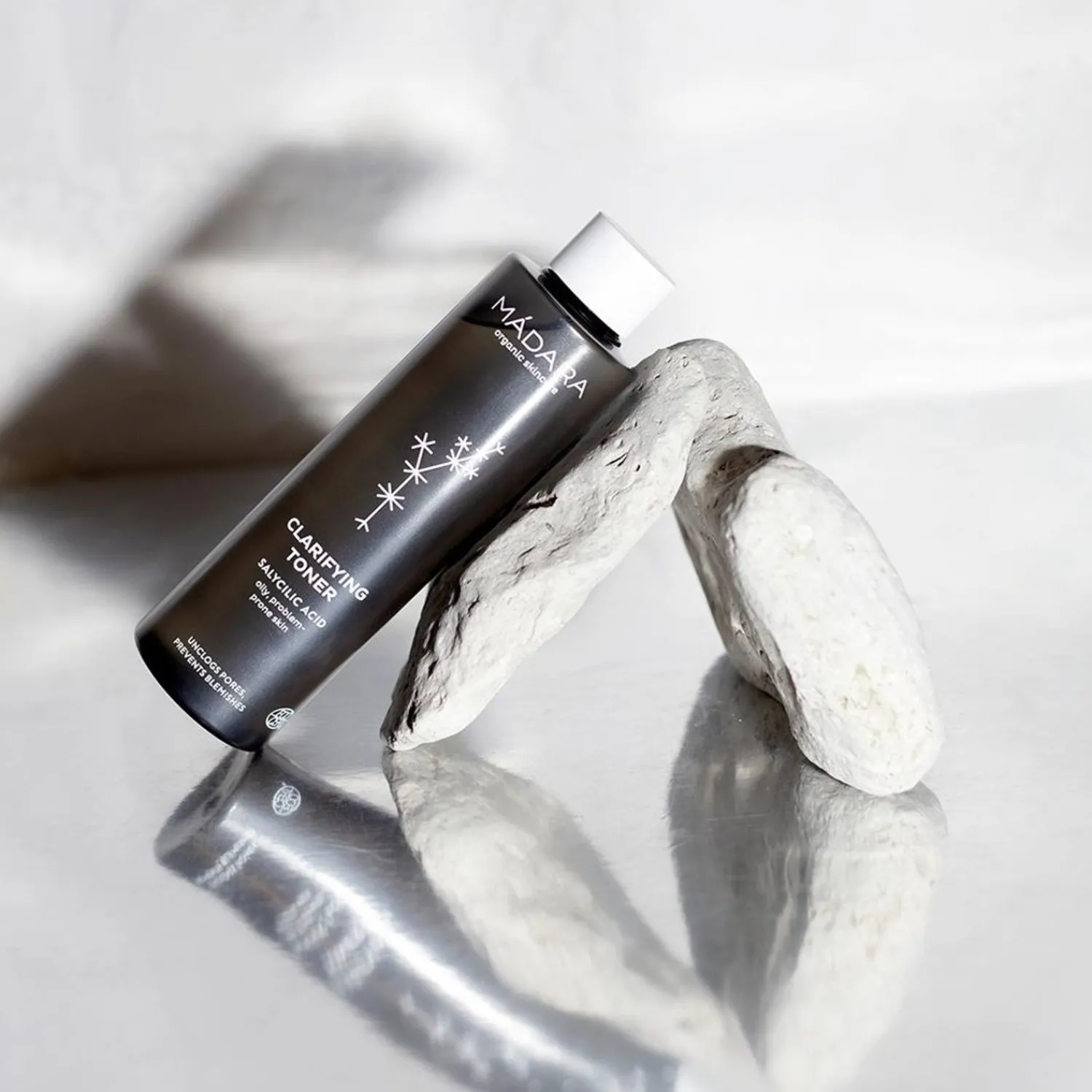MÁDARA Madara Clarifying Toner