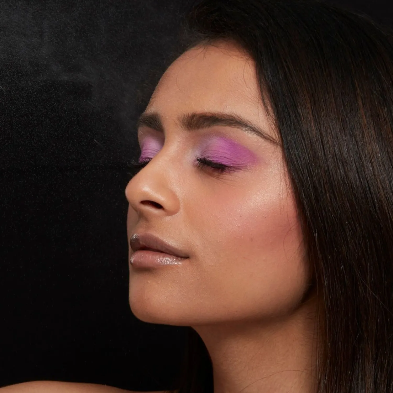 NYX Professional Makeup Nyx Professionele Make-Up Met Een Bedauwde Finish