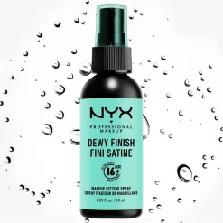 NYX Professional Makeup Nyx Professionele Make-Up Met Een Bedauwde Finish