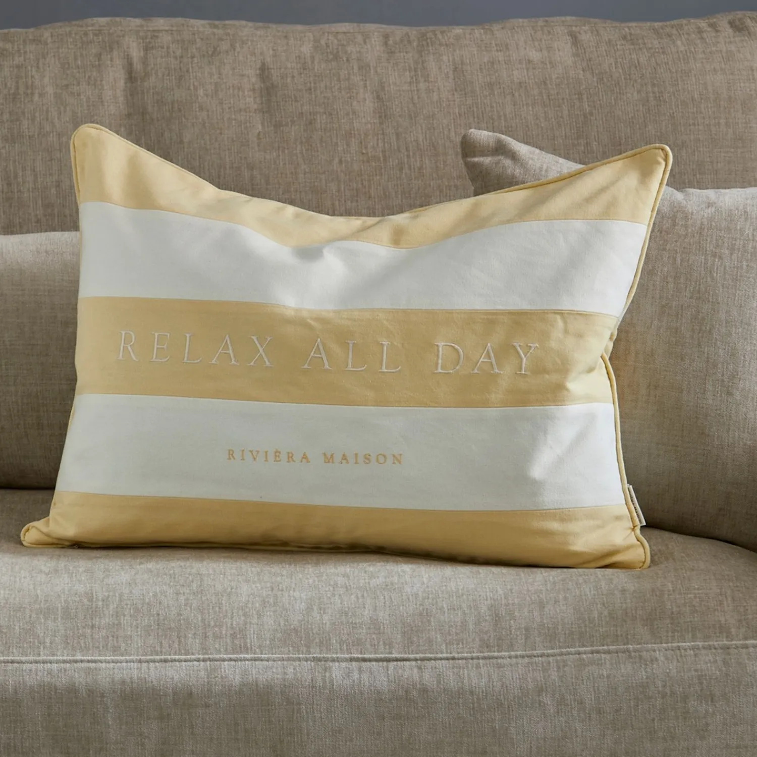 Riviera Maison Relax All Day Kussenhoes