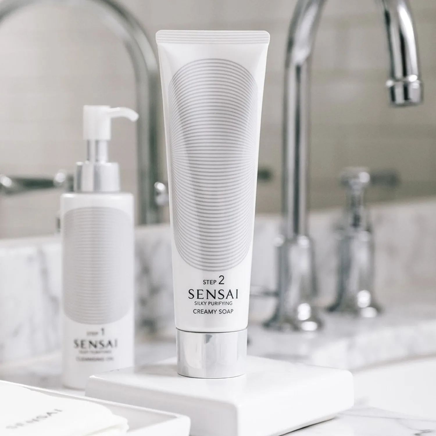 SENSAI Silky Purifying Creamy Soap