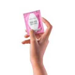 Smile Makers Silky Swipes