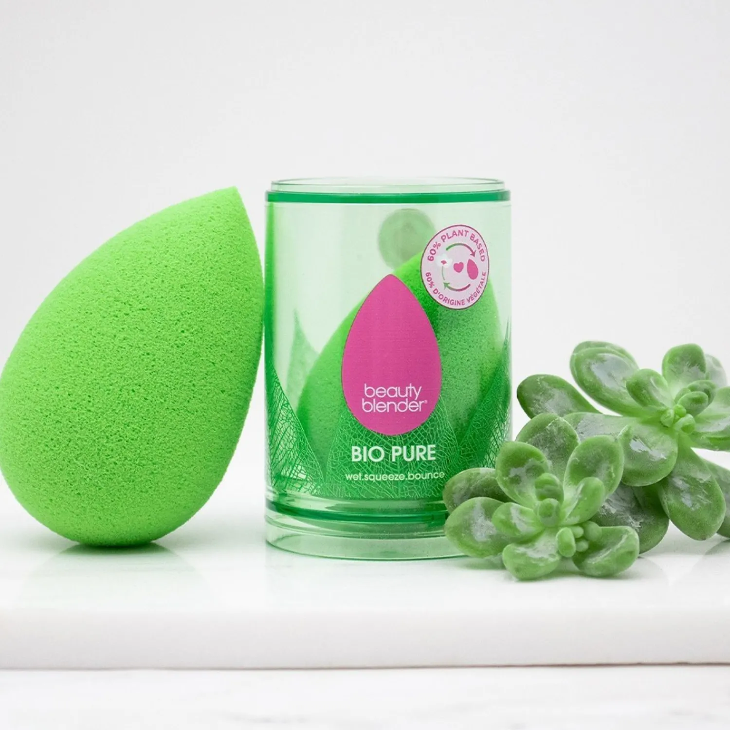 The original beautyblender Beautyblender Bio Pure